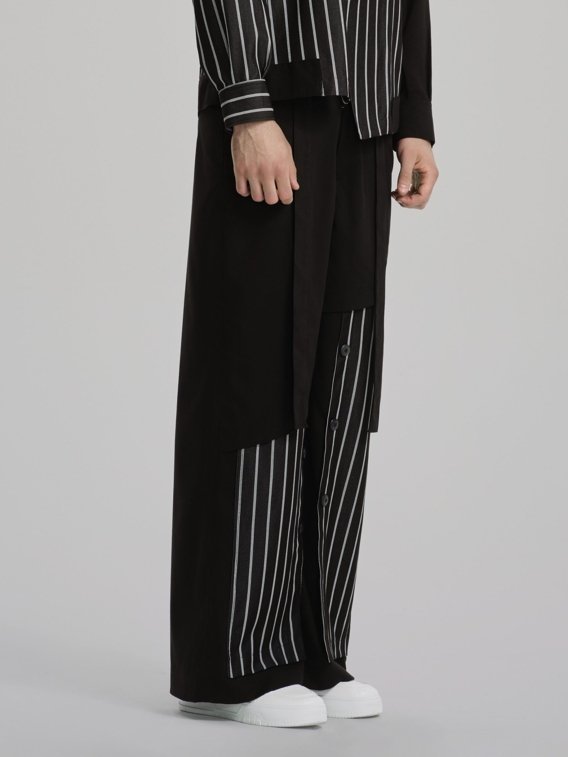 Shadow Stripes Wide Deconstructed Pants - Hình ảnh 2